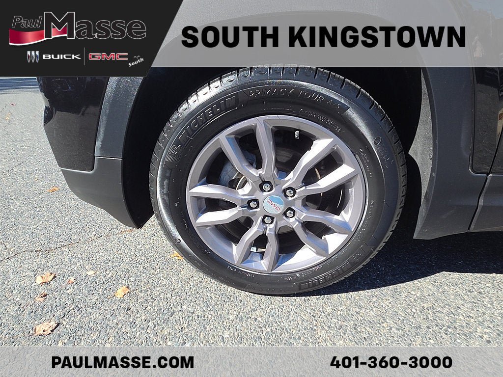 Certified 2023 GMC Terrain SLT AWD/4WD image 9