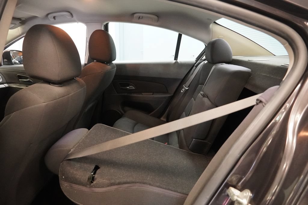 Used 2014 Chevrolet Cruze LT FWD image 26