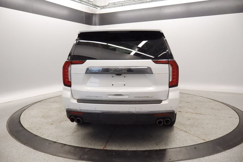 Used 2023 GMC Yukon Denali Ultimate AWD/4WD image 10