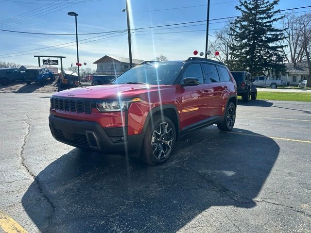 New 2026 Jeep Cherokee Overland w/ Trailer Tow Group AWD/4WD image 3