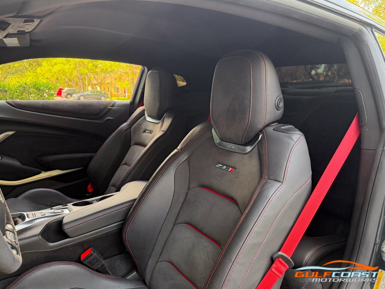 Used 2019 Chevrolet Camaro ZL1 RWD image 20