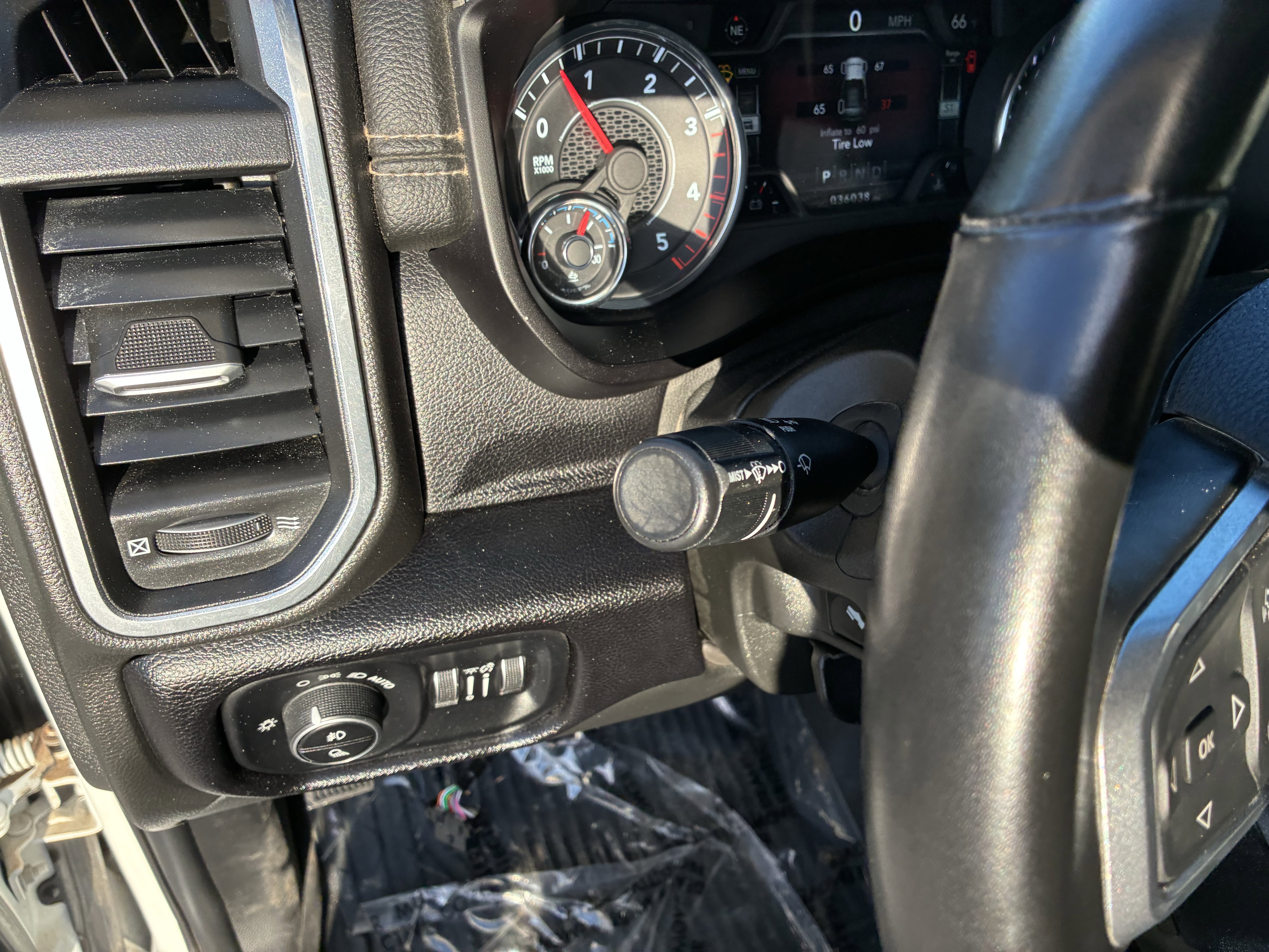 Used 2024 RAM 2500 Laramie image 16