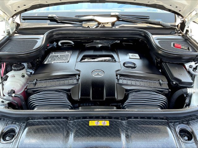 Used 2023 Mercedes-Benz Maybach GLS 600 4MATIC image 32