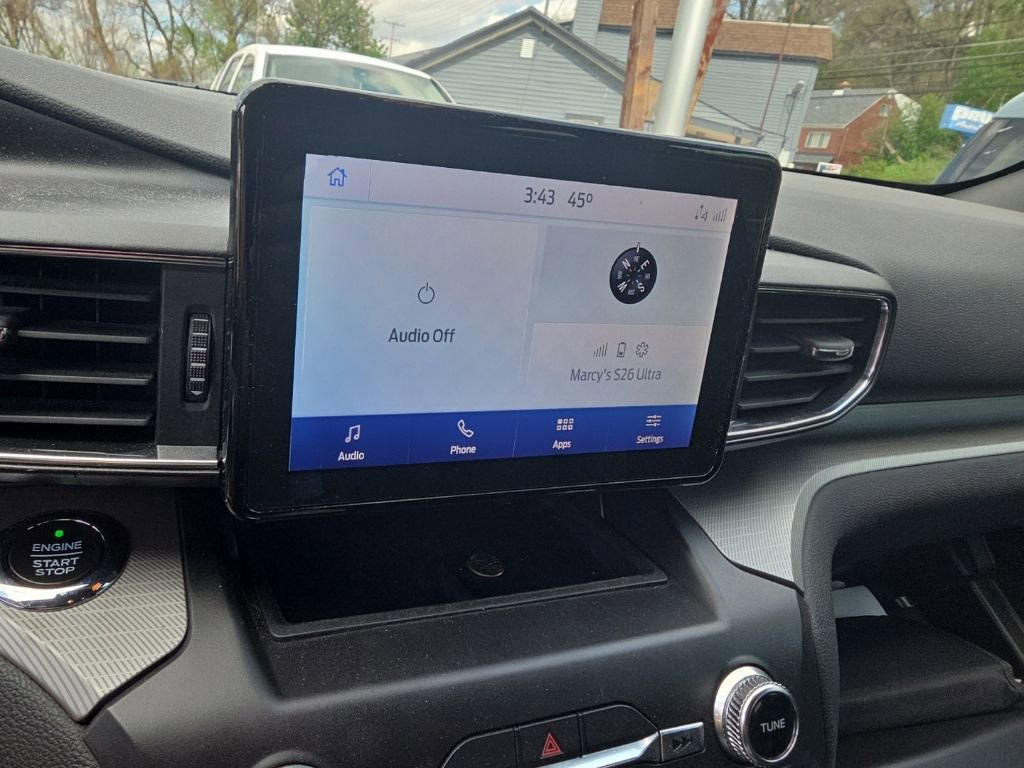 Used 2020 Ford Explorer XLT w/ Equipment Group 202A RWD image 9