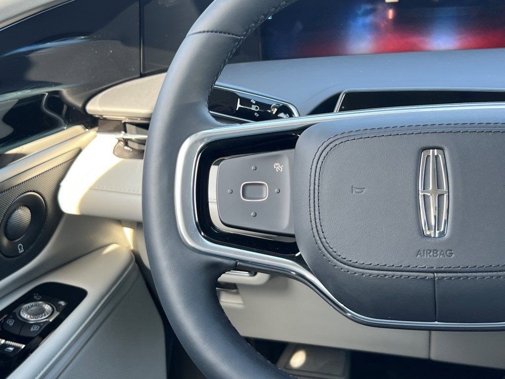 New 2026 Lincoln Nautilus Reserve w/ Jet Appearance Package image 21
