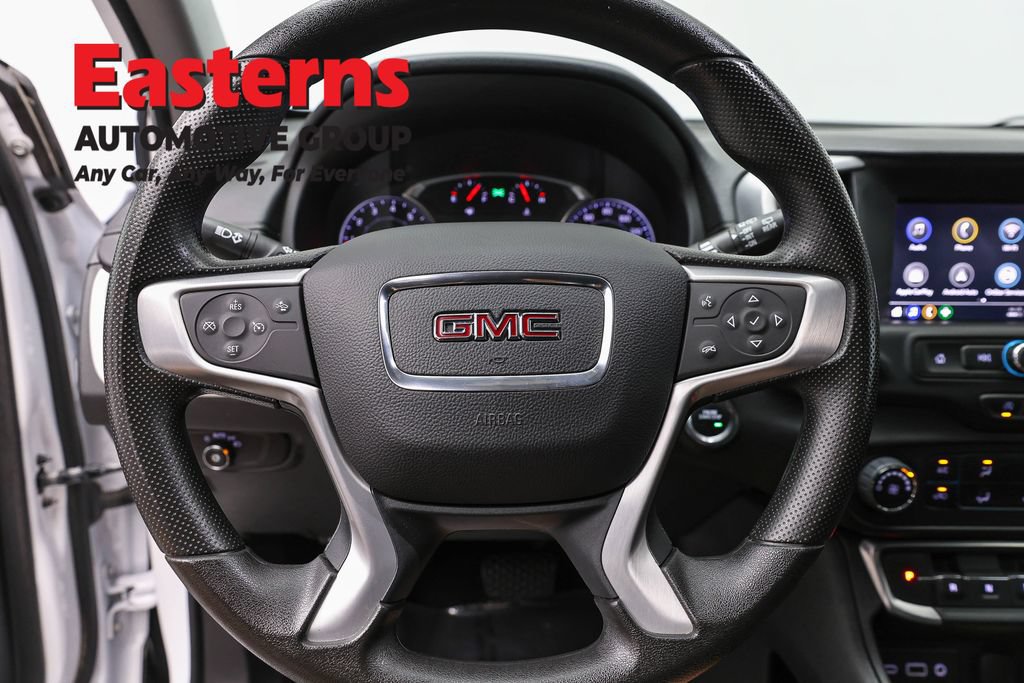 Used 2024 GMC Terrain SLE FWD image 10