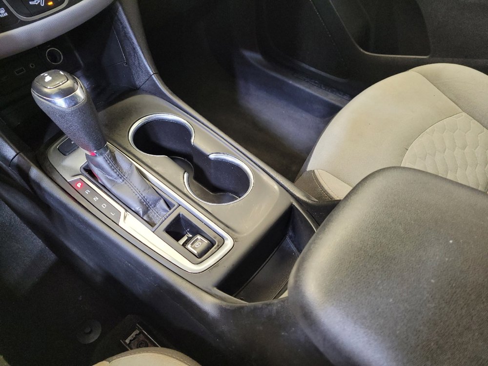 Used 2020 Chevrolet Equinox LT image 26