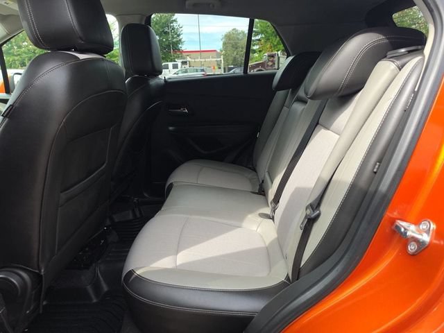 Used 2015 Chevrolet Trax LT w/ LT Plus Package FWD image 10
