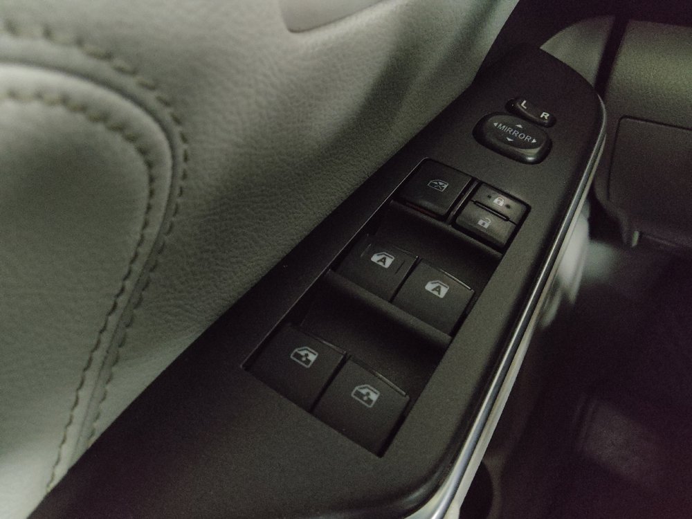Used 2017 Toyota Camry XLE FWD image 27