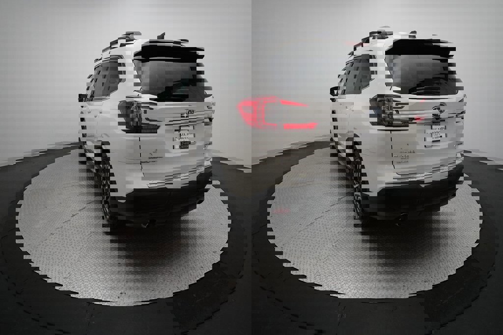 Certified 2023 Subaru Ascent Limited w/ Technology Package image 36