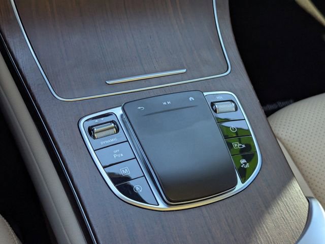 Used 2022 Mercedes-Benz GLC 300 4MATIC image 29