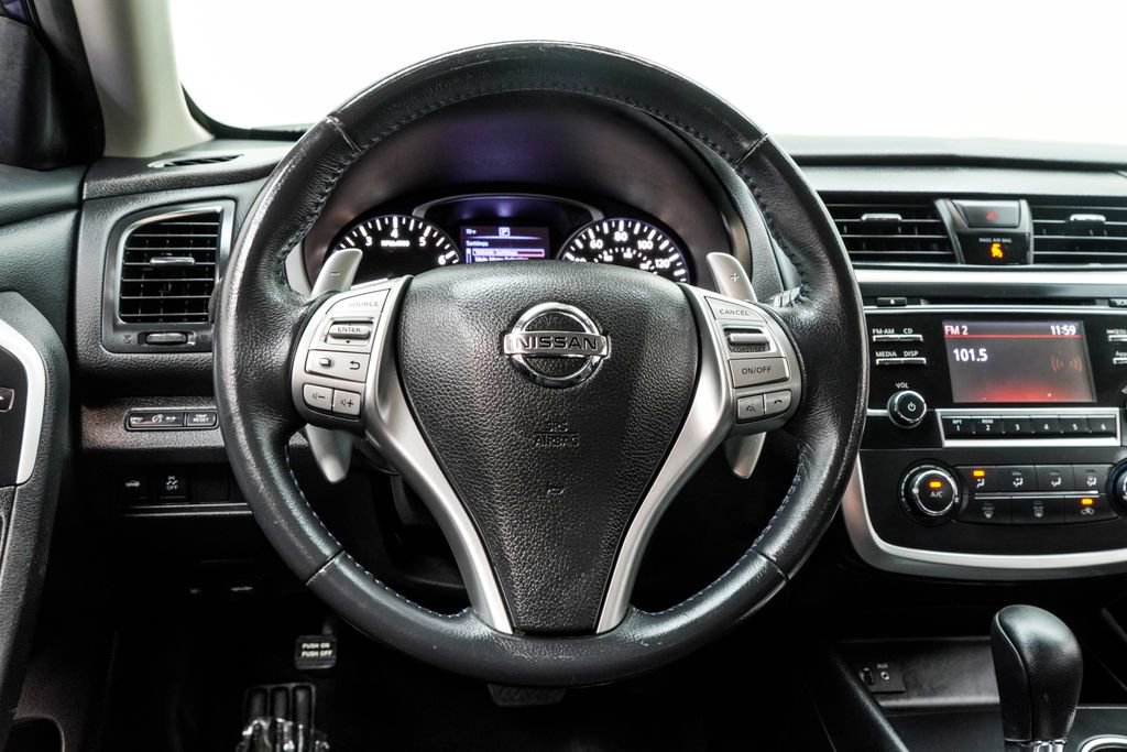 Used 2016 Nissan Altima 3.5 SR FWD image 22