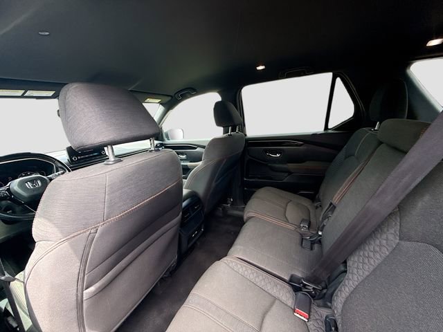 Used 2023 Honda Pilot Sport image 23