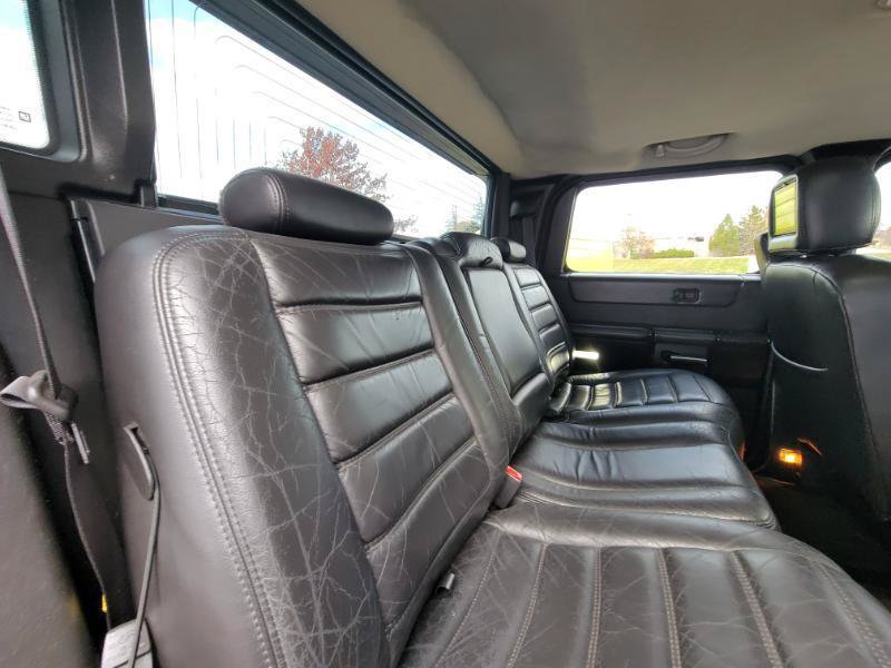 Used 2005 HUMMER H2 SUT w/ Preferred Equipment Group AWD/4WD image 64