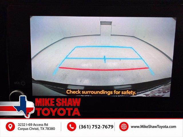 Used 2024 Toyota Highlander XLE FWD image 21
