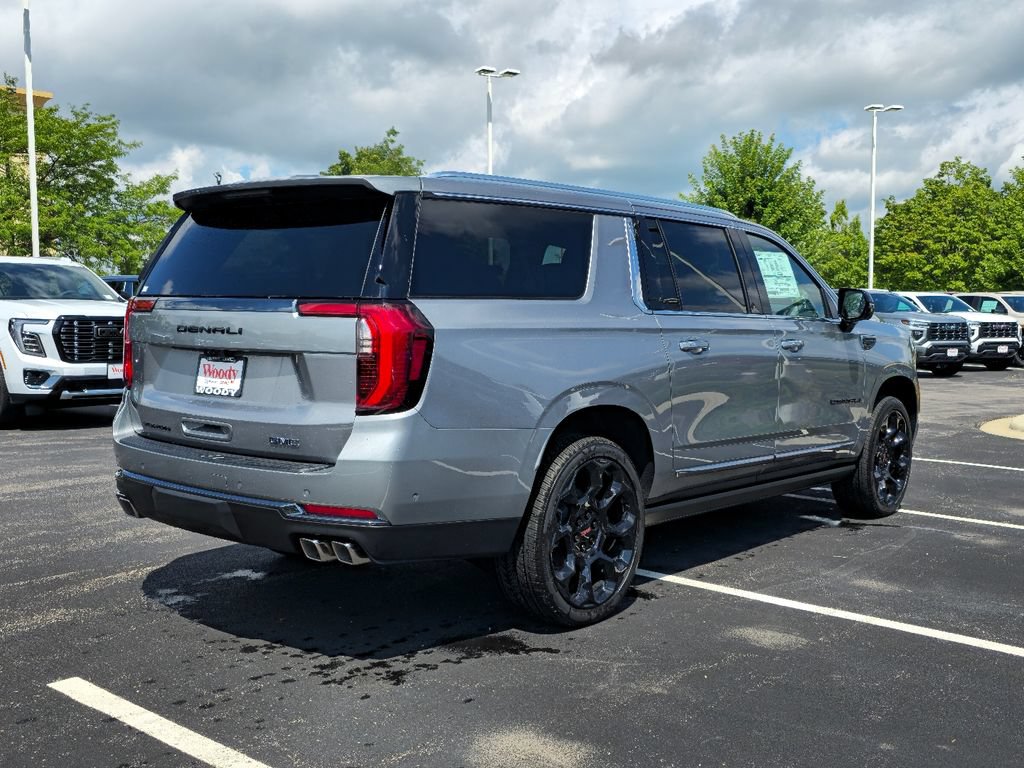 New 2026 GMC Yukon XL Denali Ultimate AWD/4WD image 8