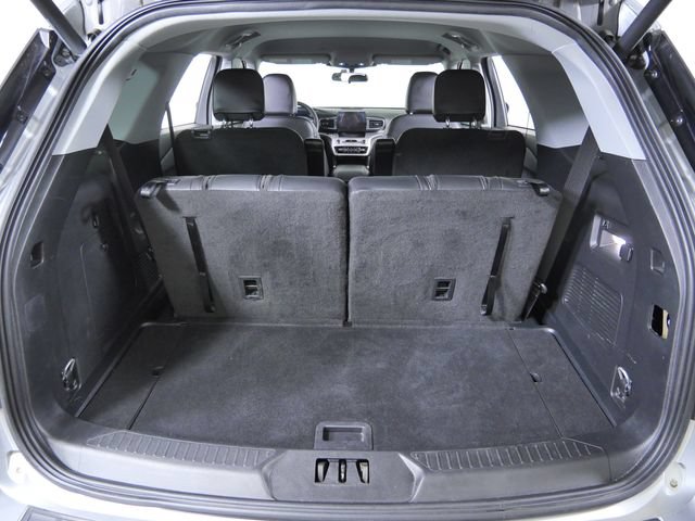 Certified 2024 Ford Explorer XLT w/ Equipment Group 202A AWD/4WD image 15