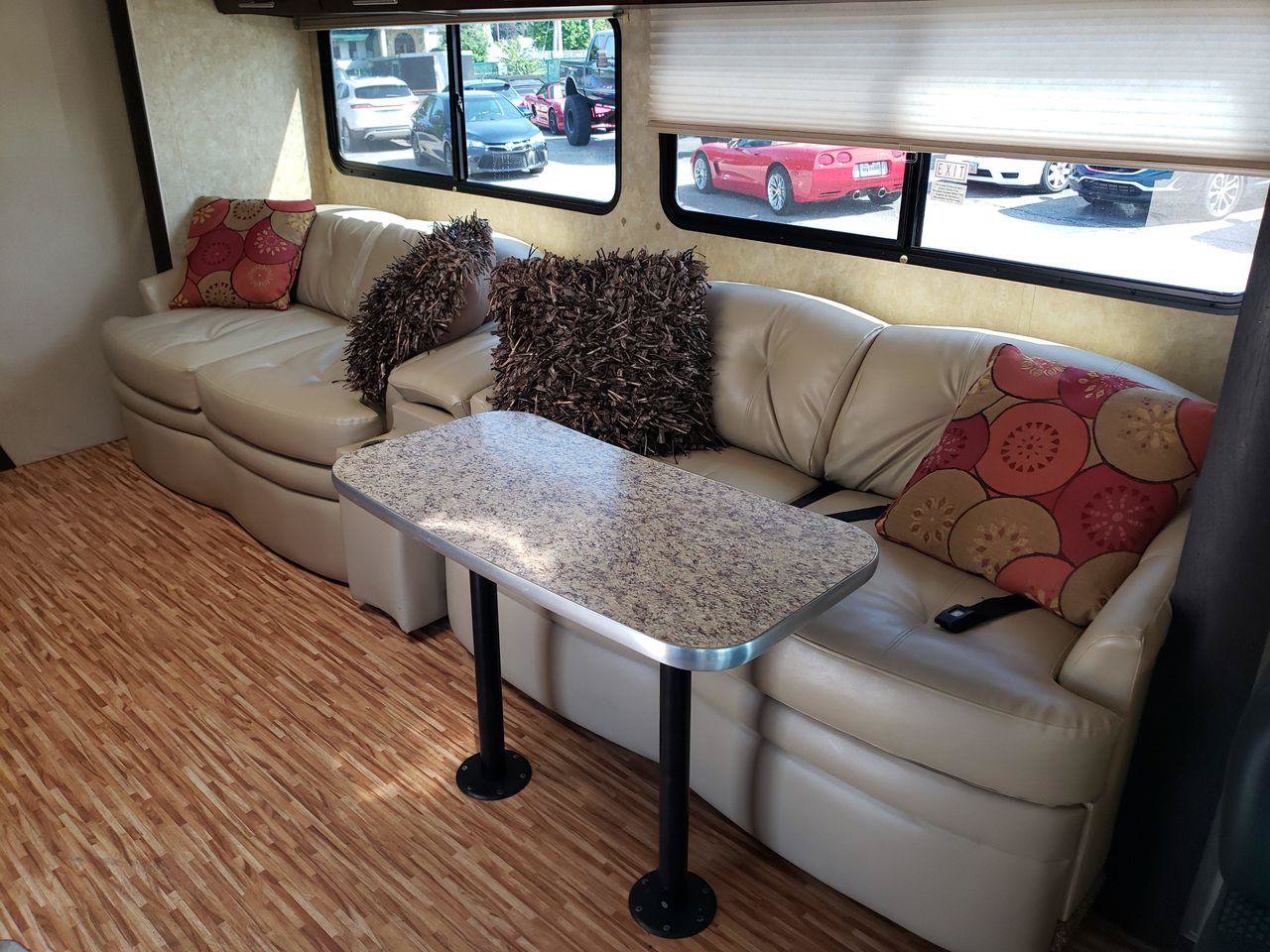 Used 2008 Freightliner Sprinter 3500 RWD image 7