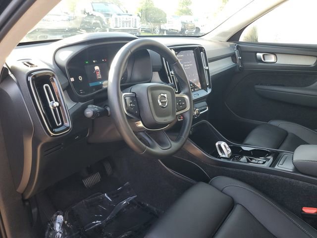 Used 2026 Volvo XC40 B5 Plus AWD/4WD image 19
