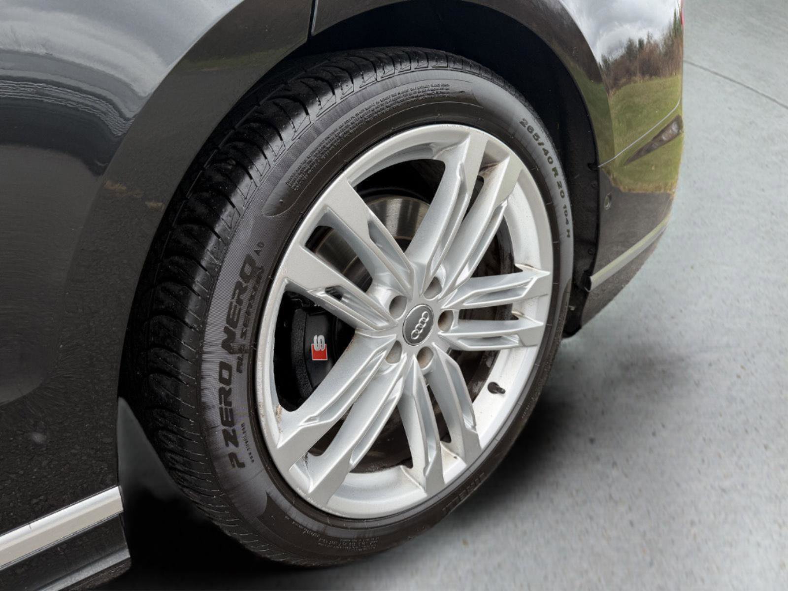 Used 2020 Audi S8 L w/ S8 Executive Package image 51