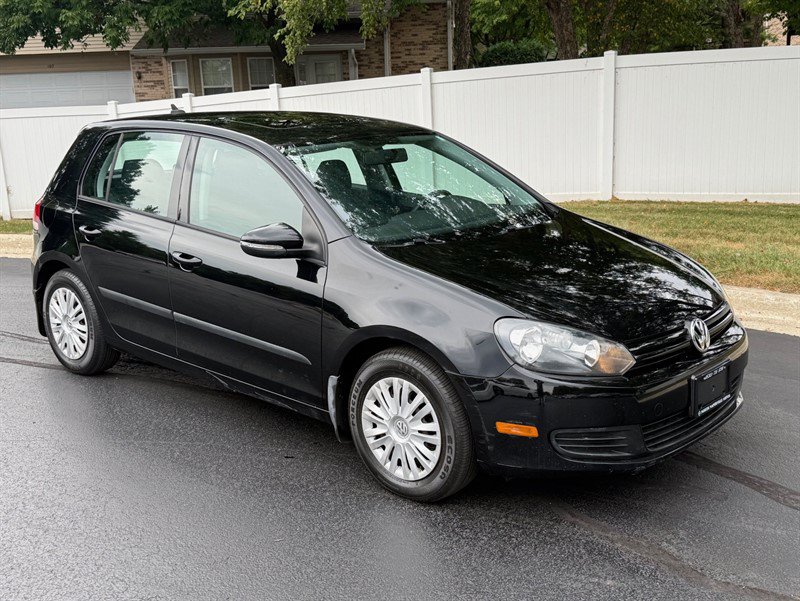 Used 2012 Volkswagen Golf 4-Door FWD image 4