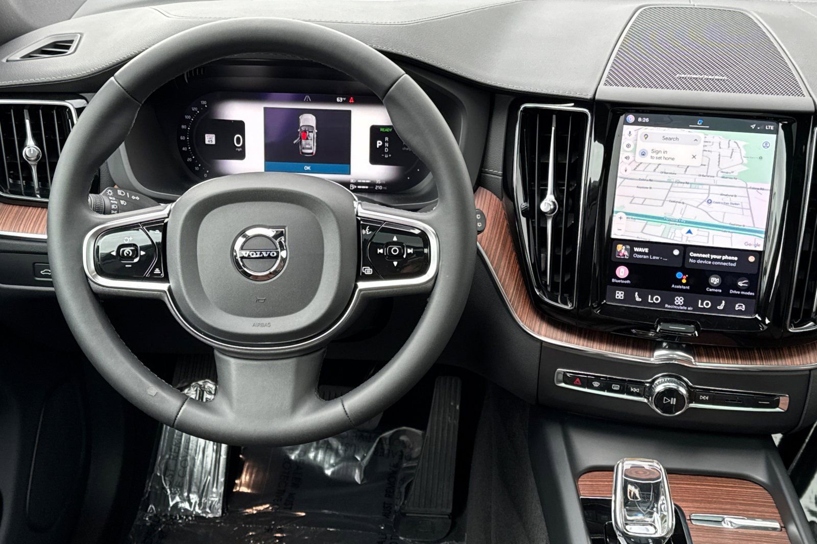 Used 2023 Volvo XC60 T8 Ultimate image 14