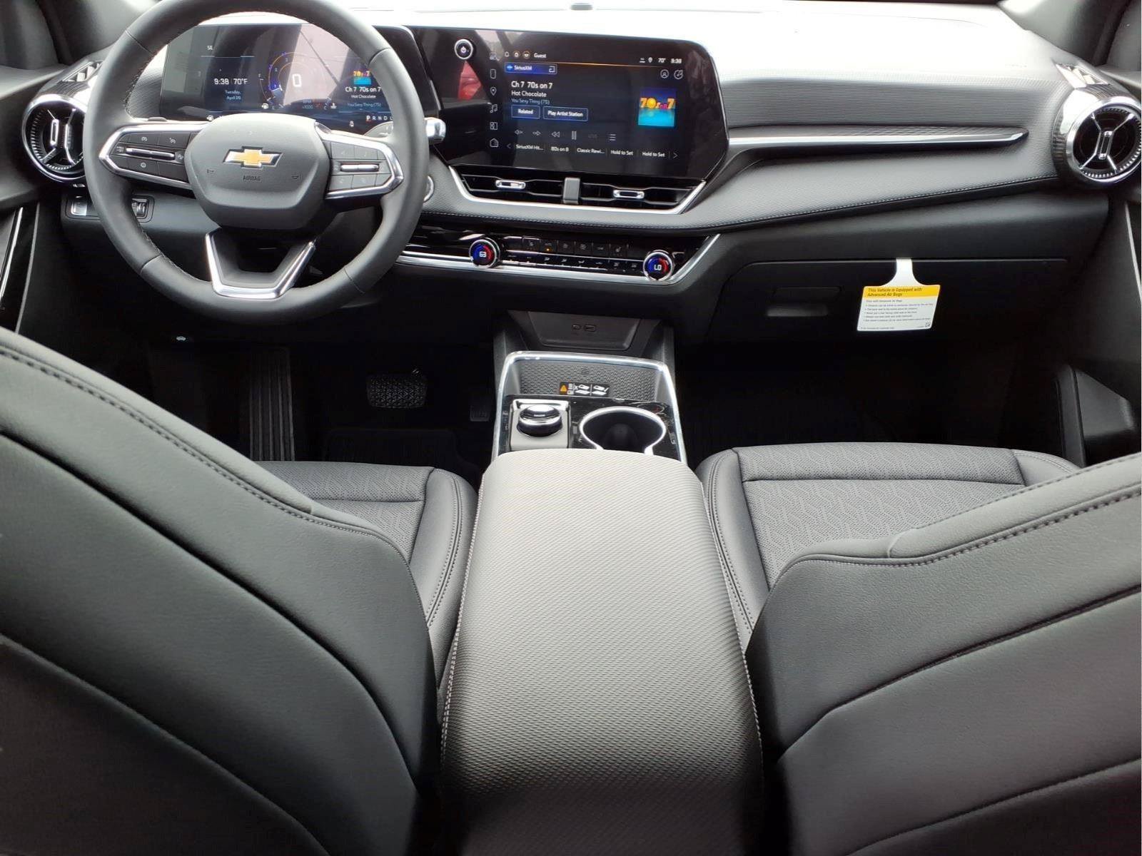 New 2026 Chevrolet Equinox LT w/ Convenience Package II FWD image 12