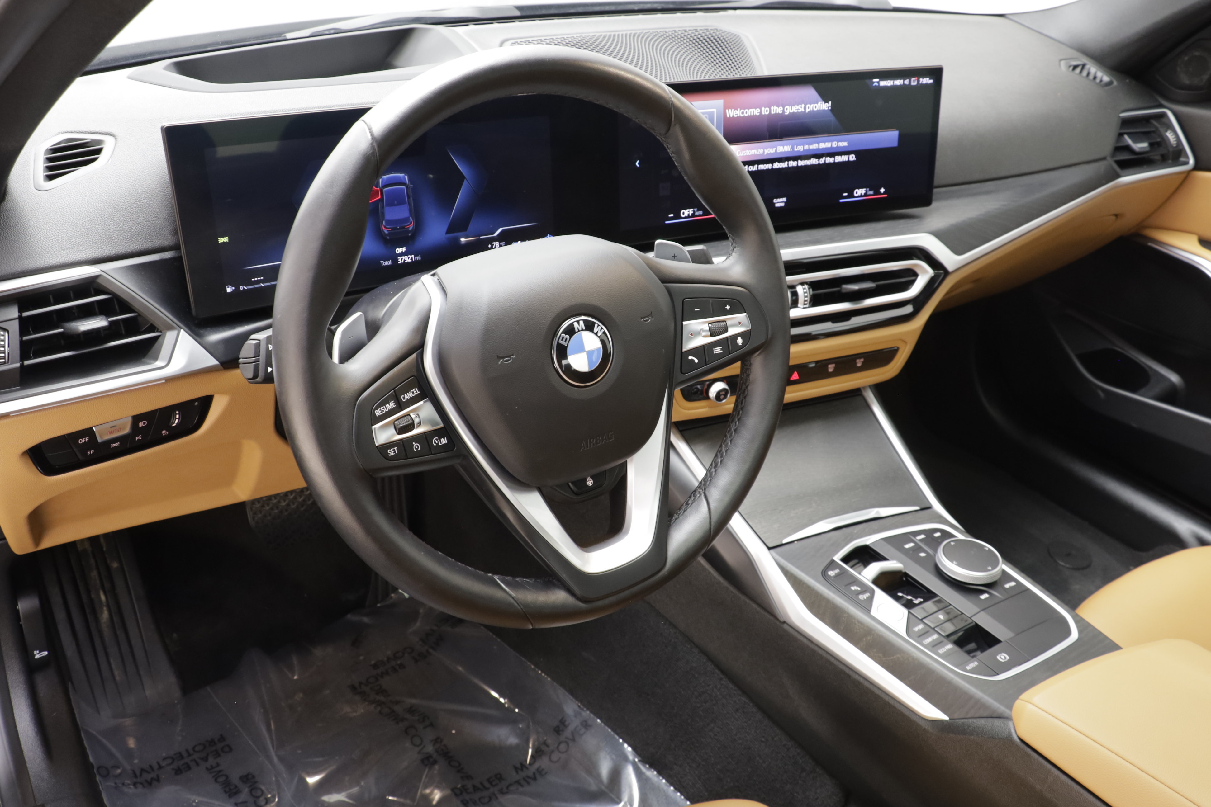 Used 2023 BMW 330i xDrive Sedan w/ Premium Package AWD/4WD image 7