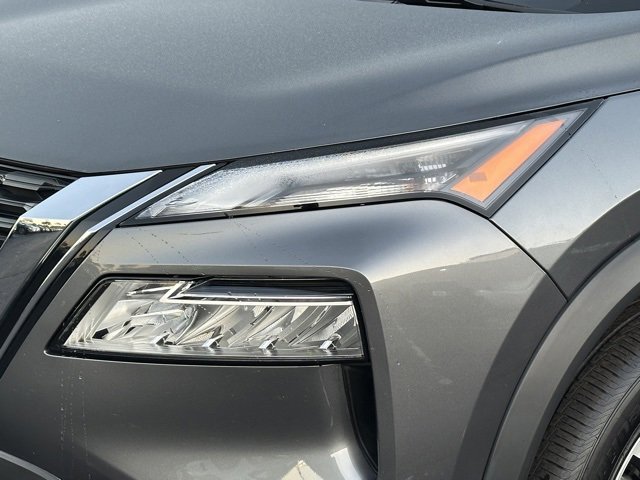 Certified 2023 Nissan Rogue SV image 9