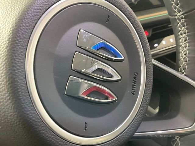 Used 2025 Buick Envision Sport Touring image 47