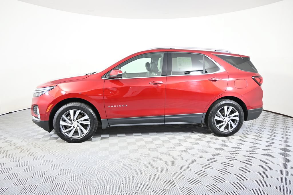 Used 2023 Chevrolet Equinox Premier AWD/4WD image 2