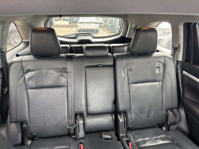 Used 2016 Toyota Highlander XLE image 12