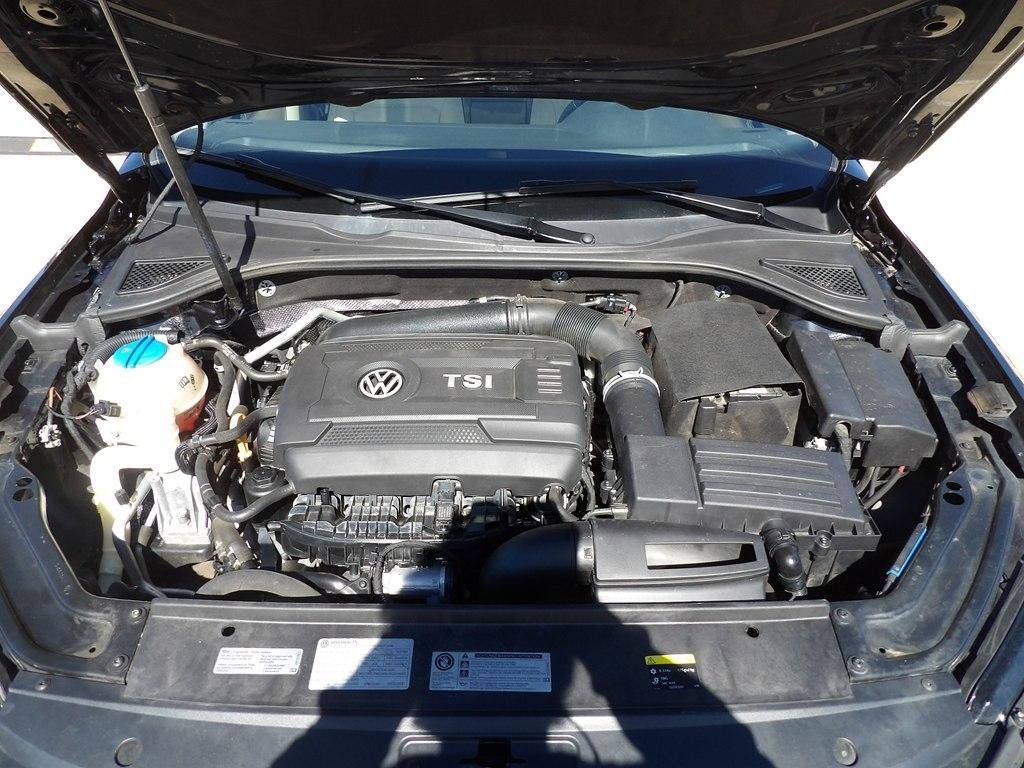 Used 2017 Volkswagen Passat 1.8T R-Line FWD image 36