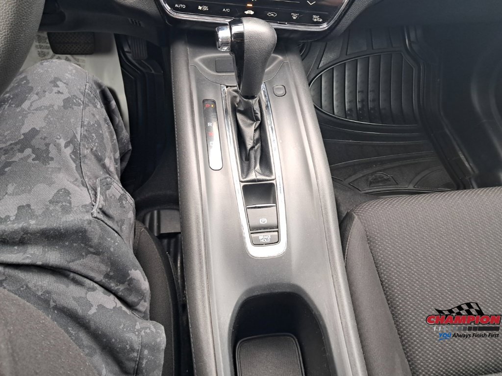 Used 2017 Honda HR-V EX image 26