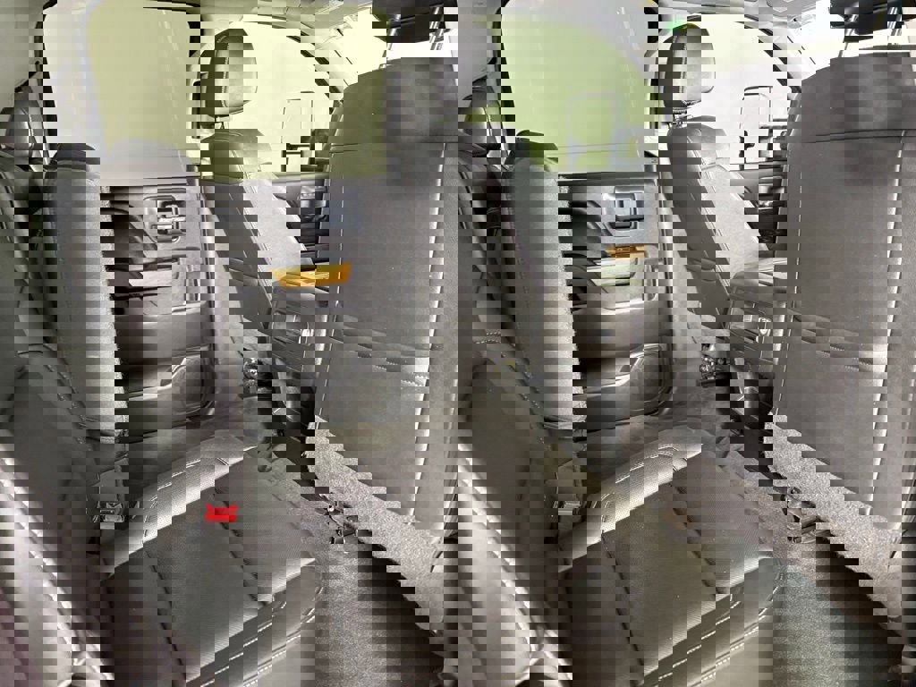 Used 2017 Chevrolet Silverado 1500 LTZ image 34