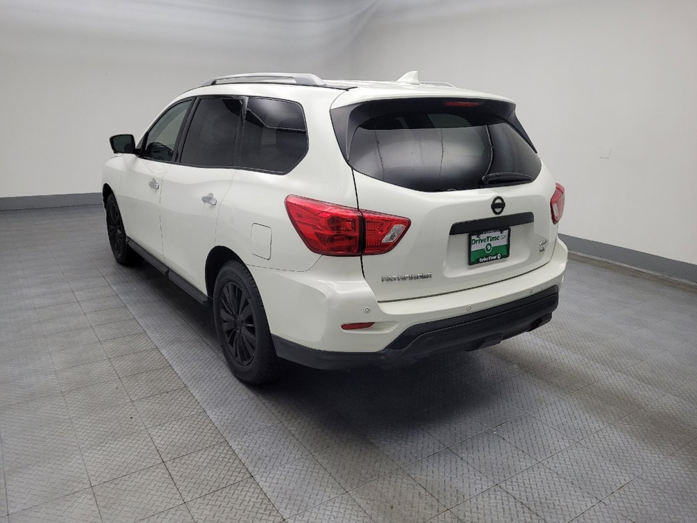 Used 2019 Nissan Pathfinder SL image 5