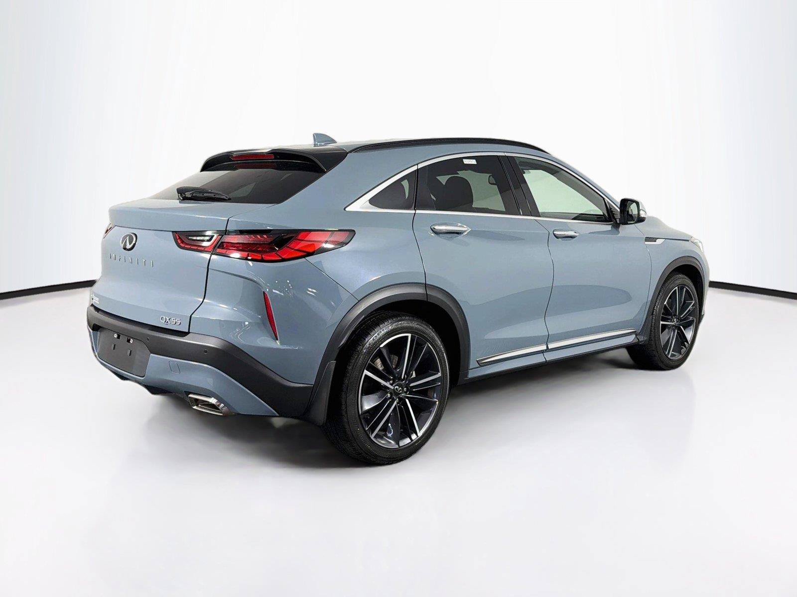 Used 2023 INFINITI QX55 Luxe w/ Accent Package AWD/4WD image 11