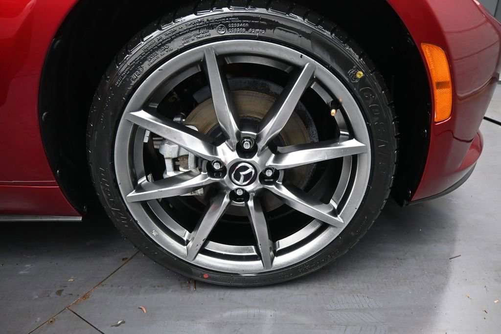 Used 2021 MAZDA MX-5 Miata Grand Touring RWD image 27