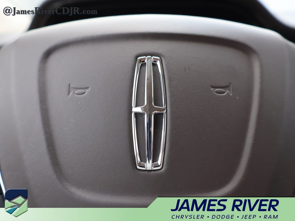 Used 2023 Lincoln Nautilus FWD image 27