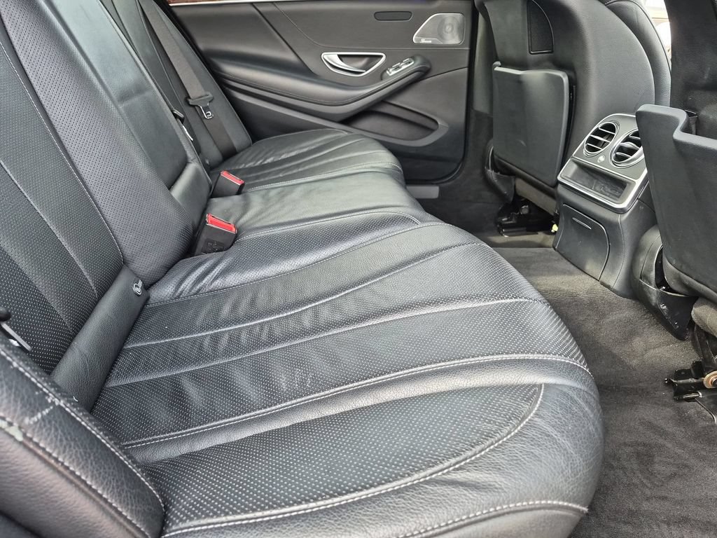 Used 2014 Mercedes-Benz S 550 Sedan image 31