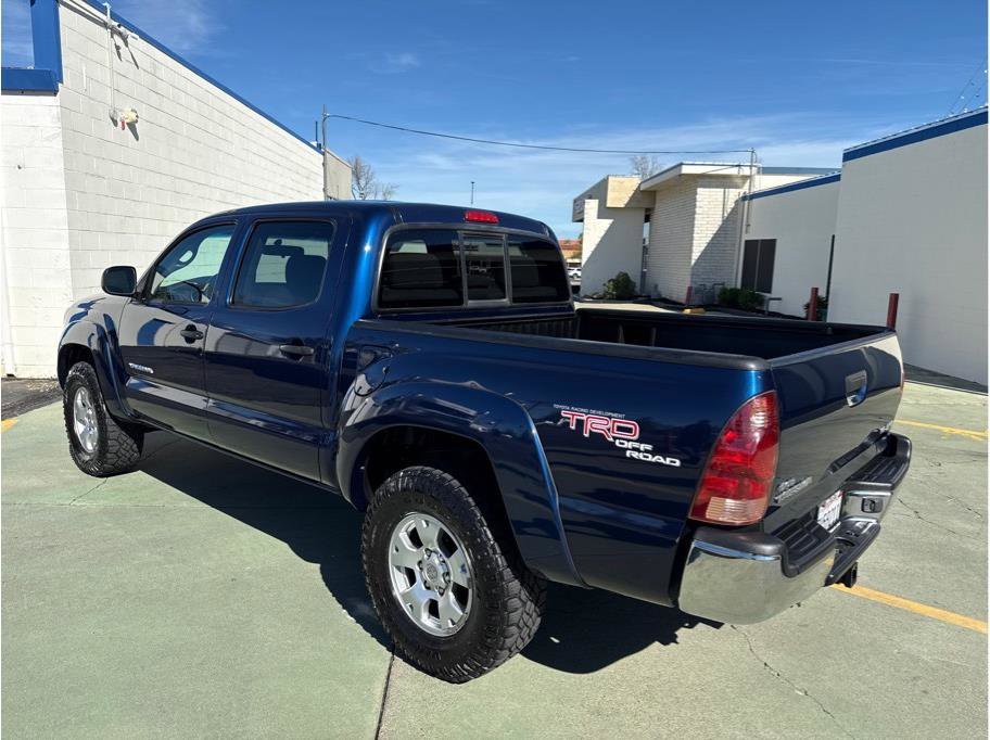 Used 2005 Toyota Tacoma w/ TRD Off-Road Package image 8