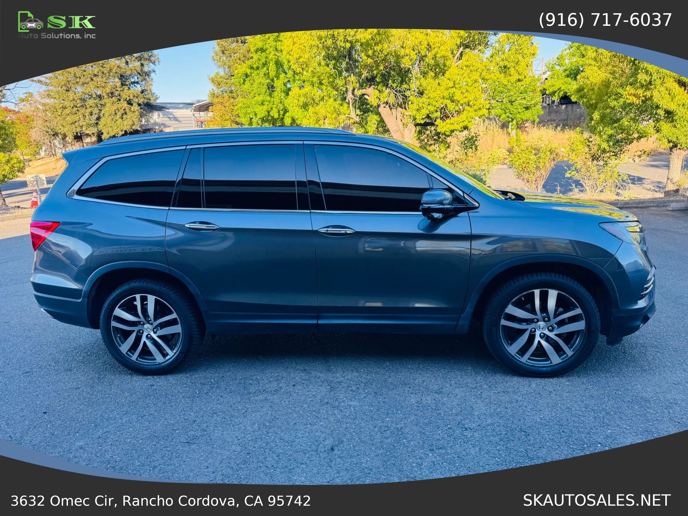 Used 2017 Honda Pilot Touring image 6