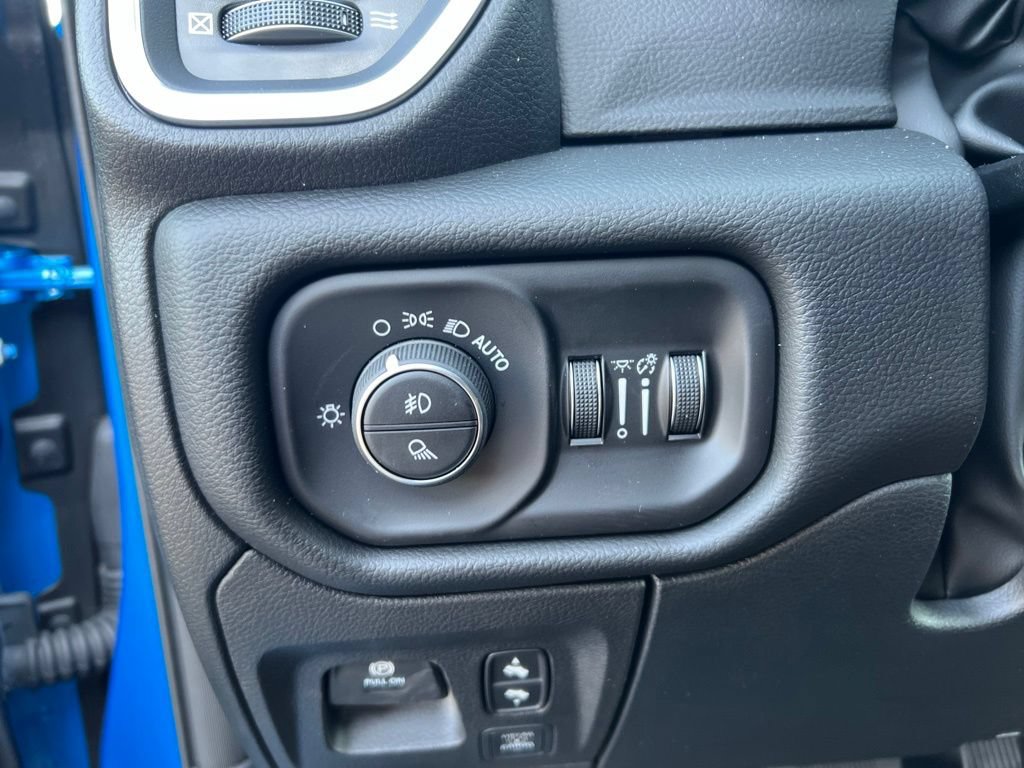 New 2026 RAM 1500 Big Horn AWD/4WD image 10