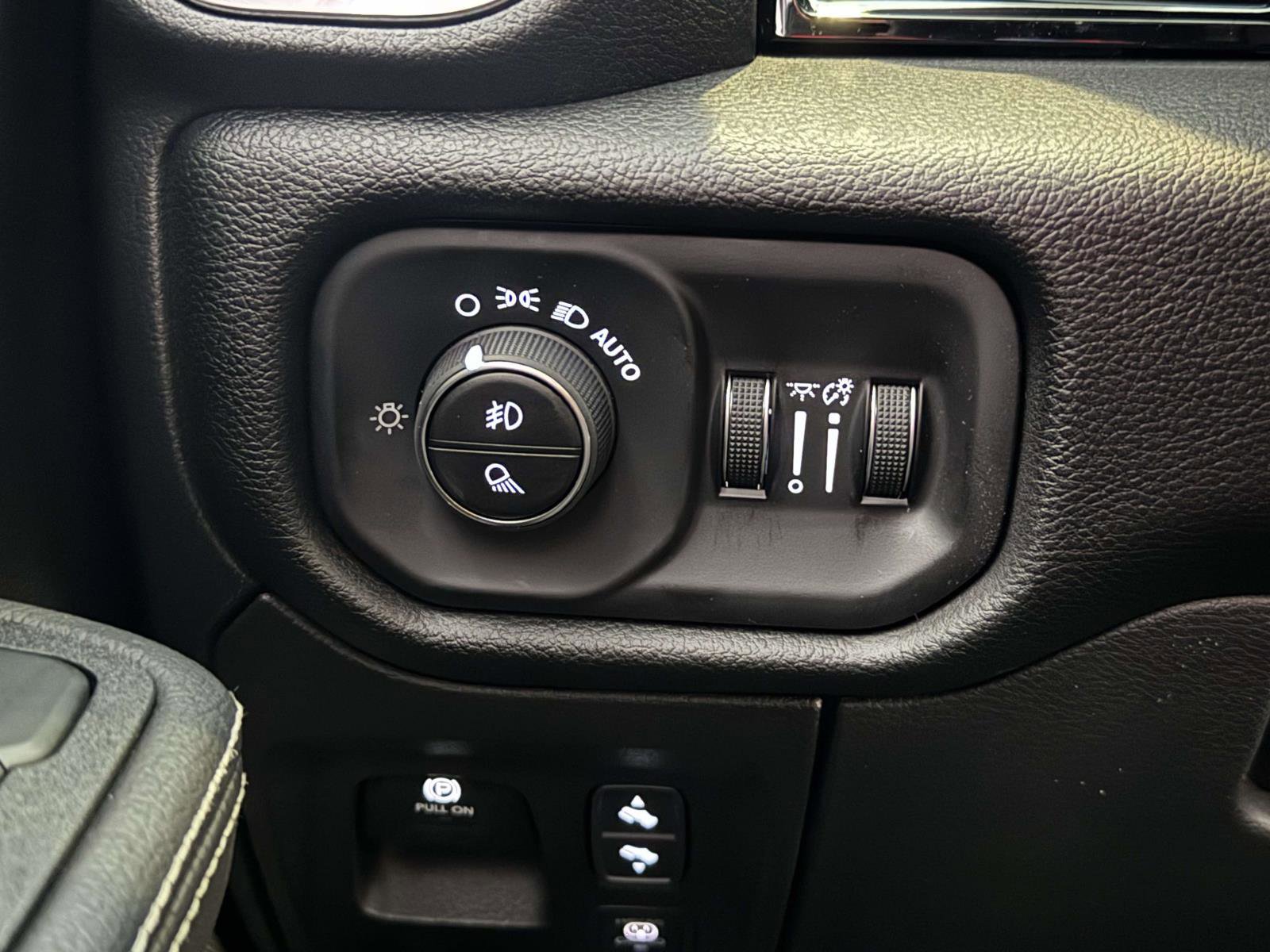 New 2026 RAM 1500 Laramie image 16