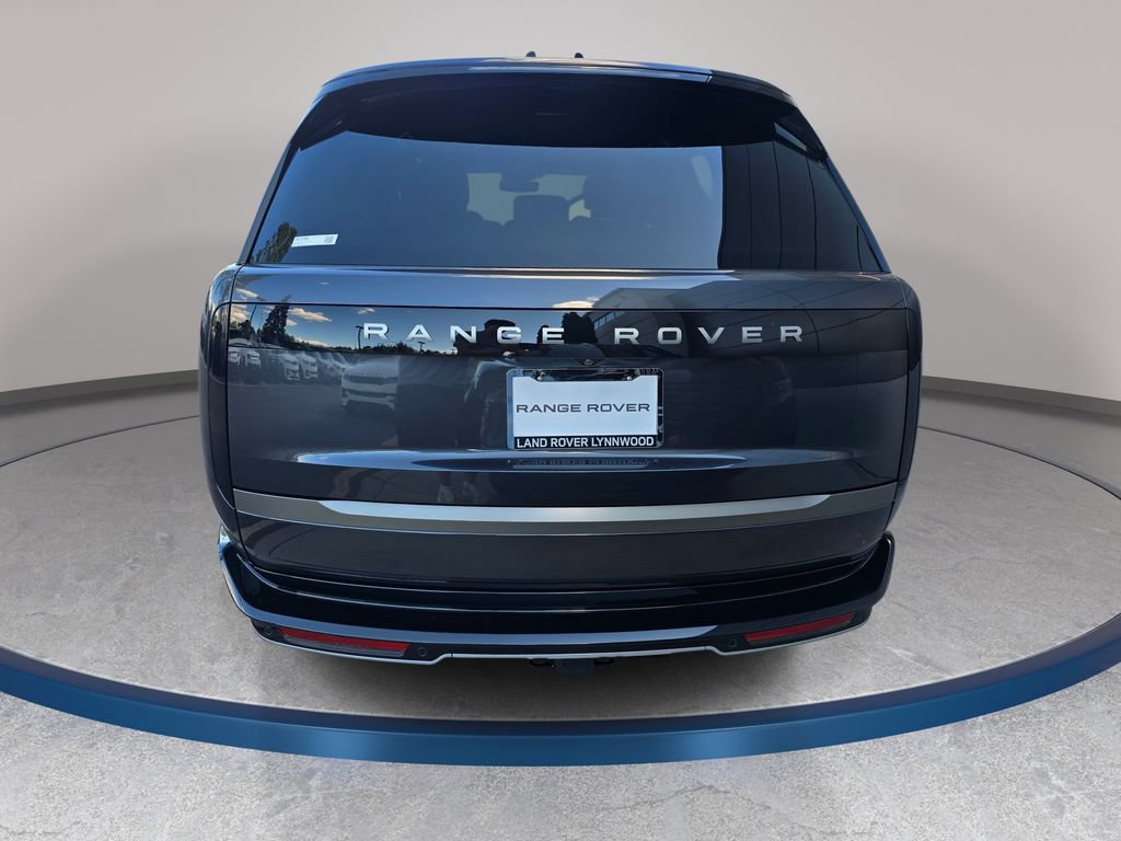New 2026 Land Rover Range Rover Long Wheelbase SE AWD/4WD image 6