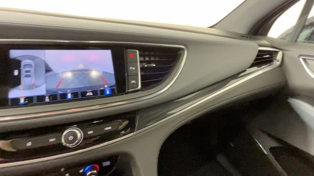 Used 2022 Buick Enclave Essence w/ Sport Touring Edition FWD image 33