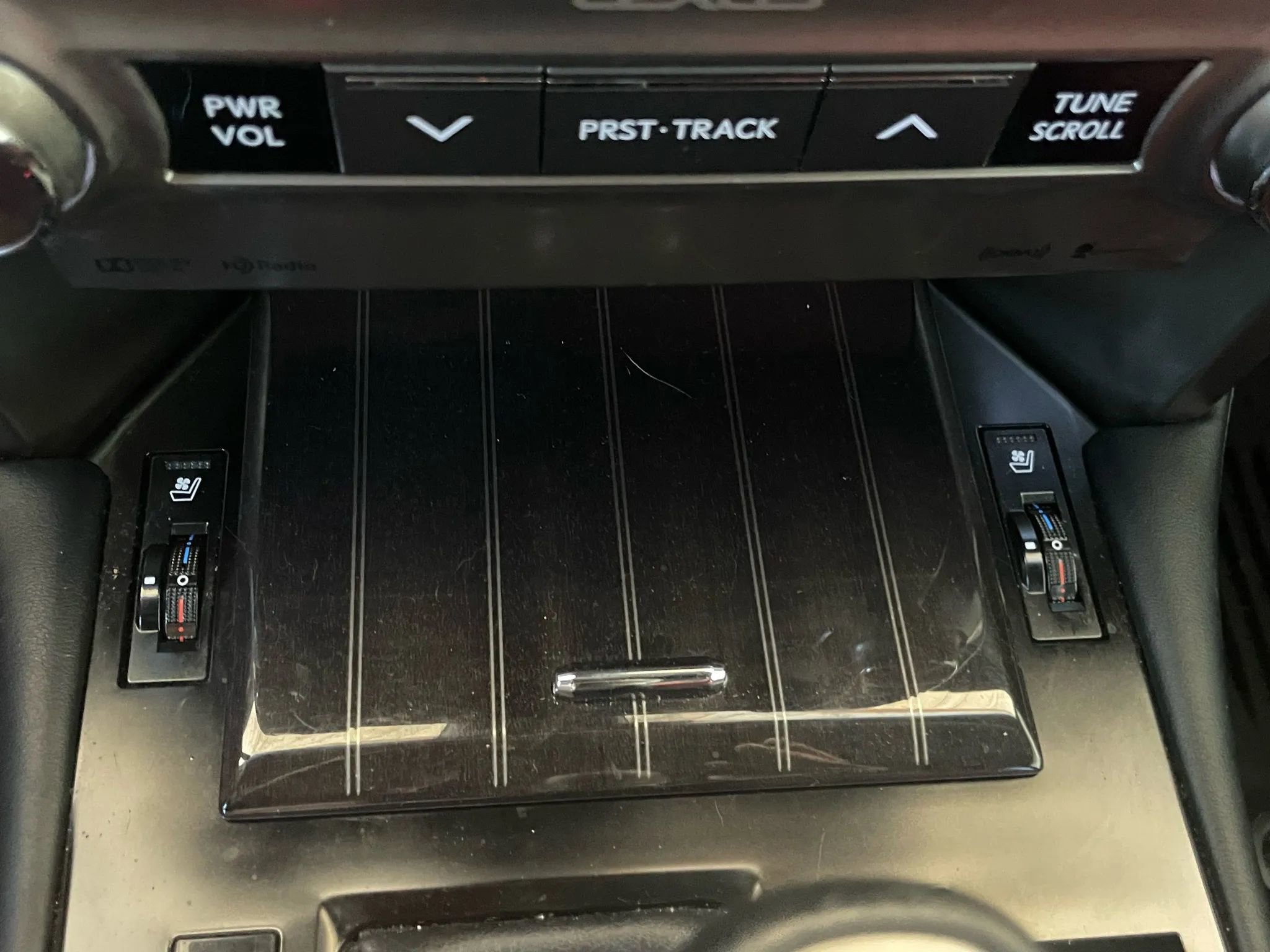 Used 2021 Lexus GX 460 Premium image 16