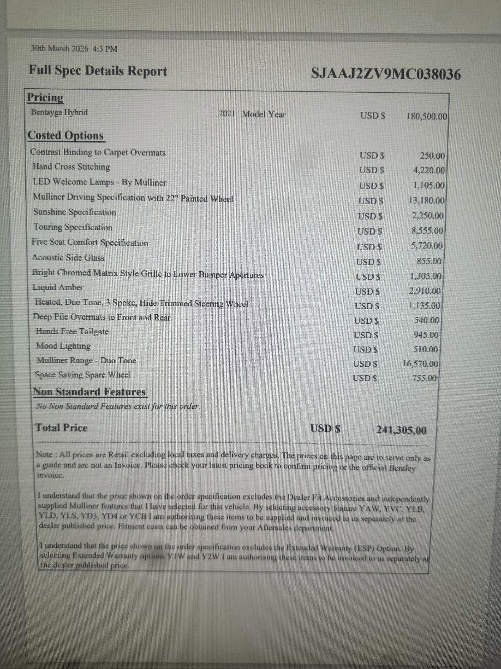 Used 2021 Bentley Bentayga Plug-In Hybrid image 23