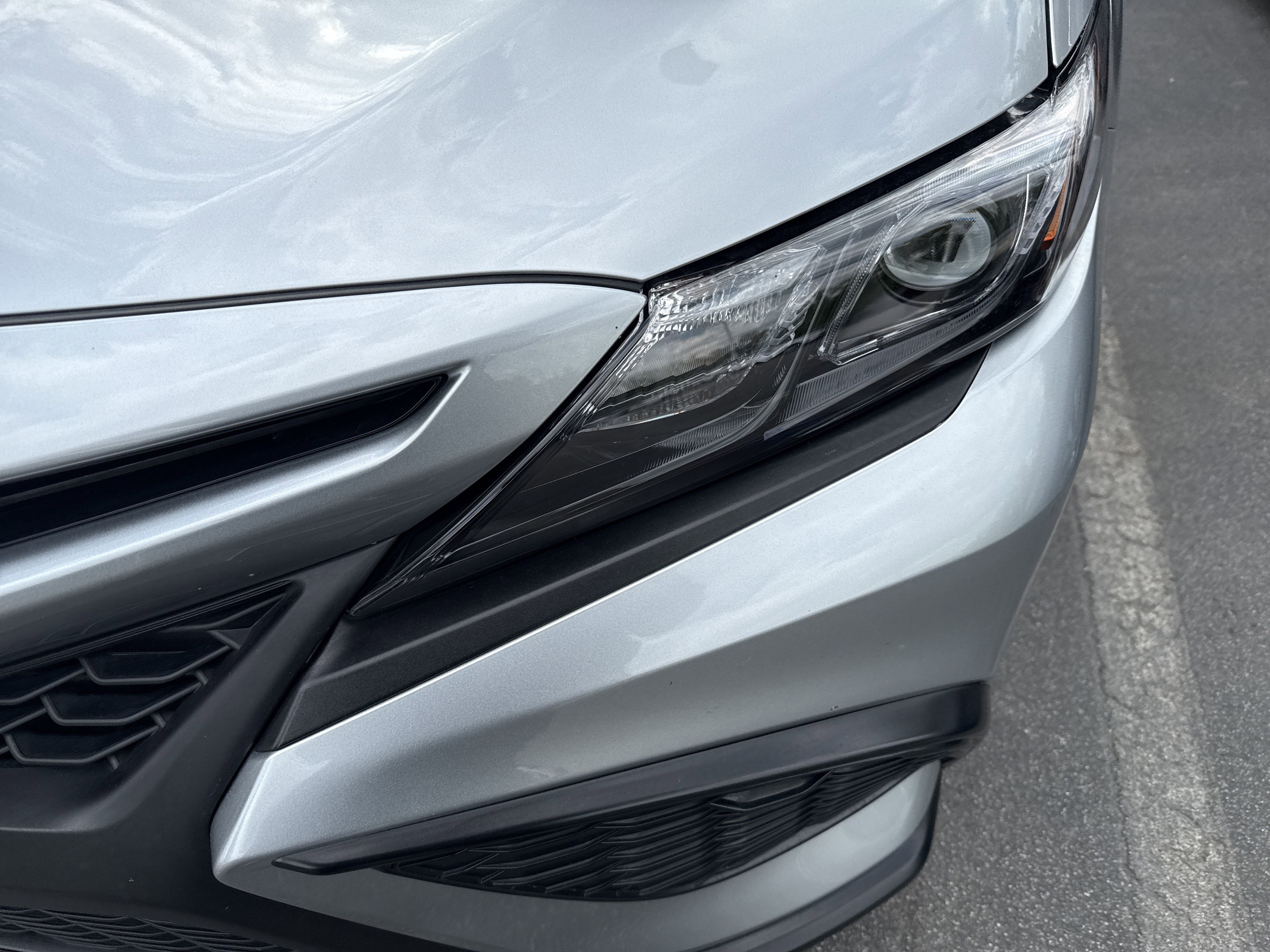 Used 2023 Toyota Camry SE w/ Convenience Package image 44