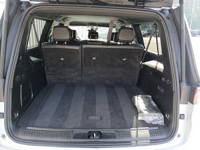 Used 2024 Jeep Wagoneer L Series II w/ Flexible Seating Group AWD/4WD image 9